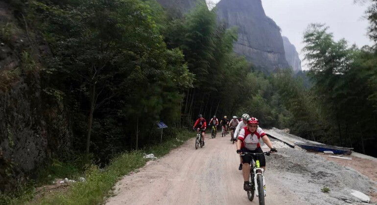 guilin-yangshuo-yulong-river-cycling-tour-es-9