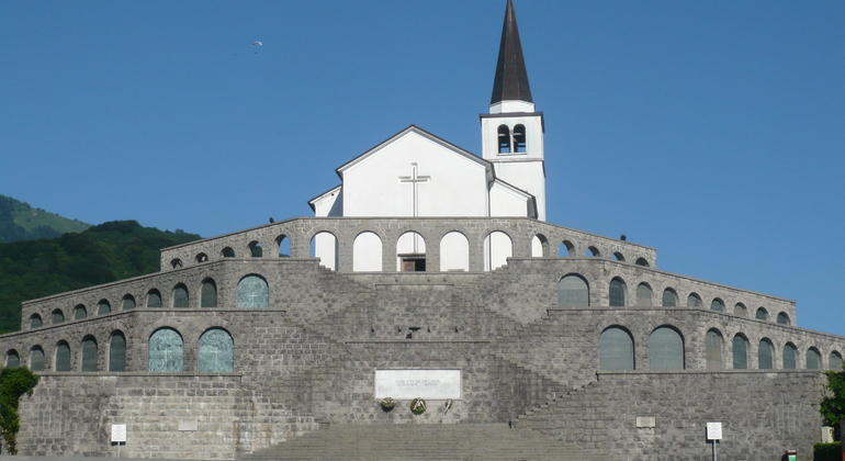 Excursion dans la vallée de la Soca au départ de Ljubljana : Kobarid, Bovec, chutes d'eau, rivière Slovénie &mdash; #8