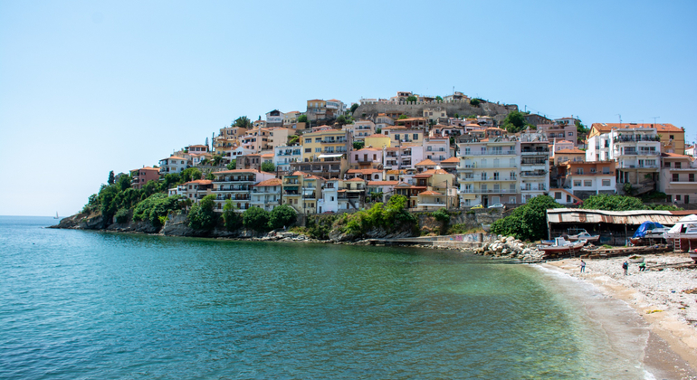 sea-stone-and-street-life-kavala-walking-tour-es-1