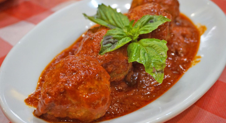 El Origen de Nápoles: Un Paseo por la Historia Italia &mdash; #4