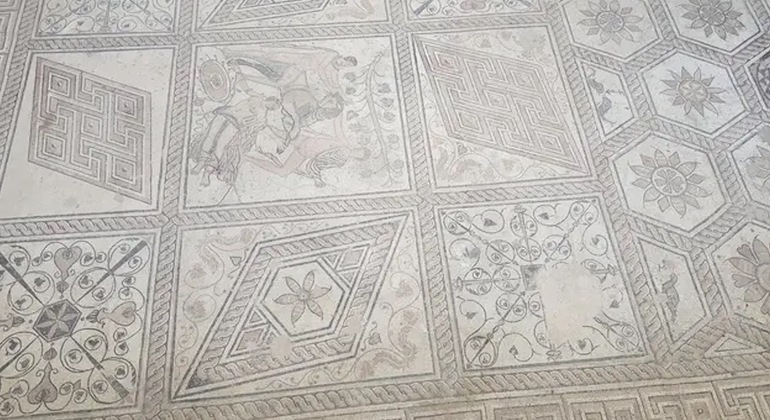 Pula Highlights Free Tour