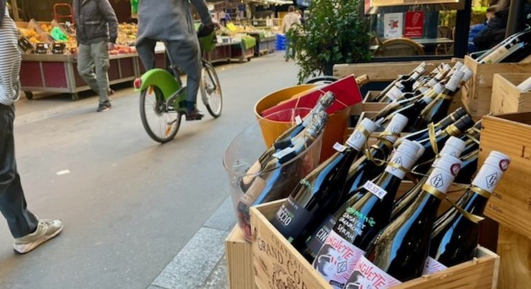 Auf Deutsch: Pariser Geschichten-Tour (Montparnasse & Eiffelturm) Frankreich &mdash; #2