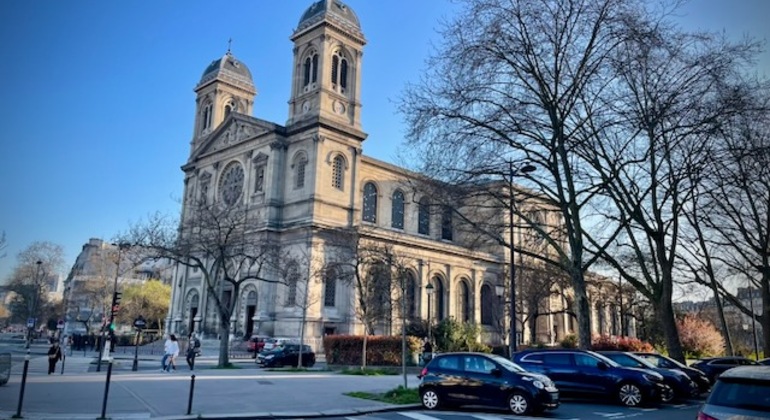 Auf Deutsch: Pariser Geschichten-Tour (Montparnasse & Eiffelturm) Frankreich &mdash; #9