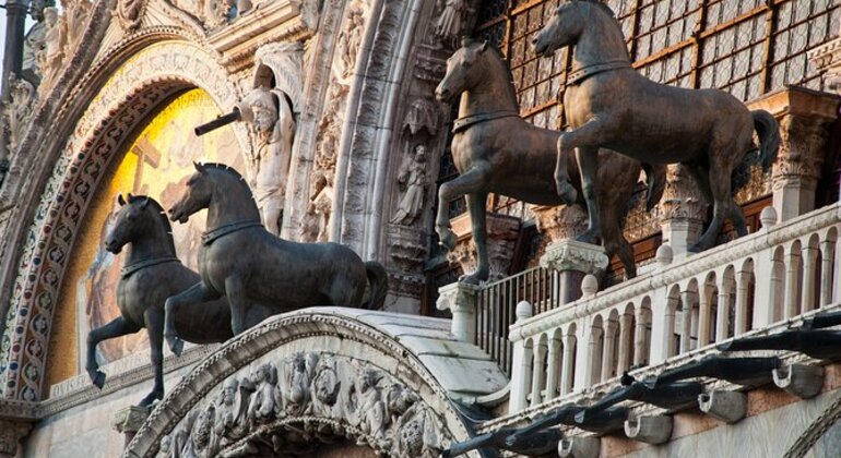 Venice: St. Mark's Basilica, Doge's Palace & Gondola Tour Italy &mdash; #3