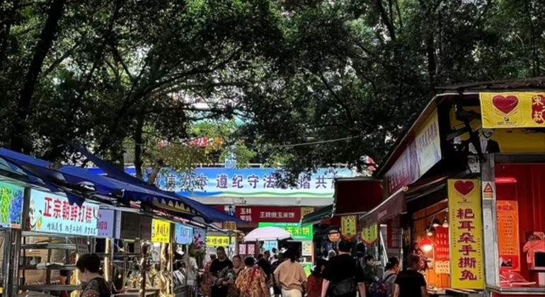 Fanghua Straße & Yulin Markt Tour: Kunst, Kaffee und Straßensnacks China &mdash; #2