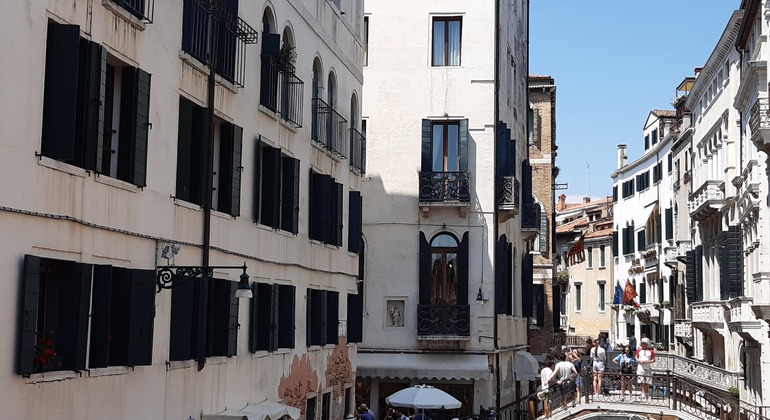 venice-jewish-ghetto-rialto-and-doges-palace-tour-es-11