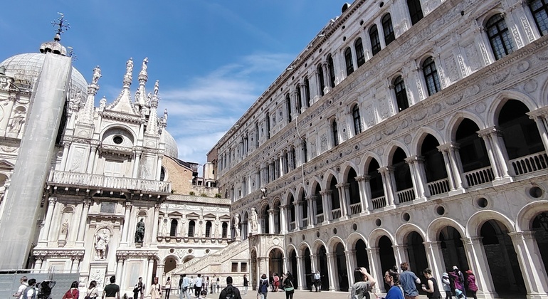 venice-jewish-ghetto-rialto-and-doges-palace-tour-es-24