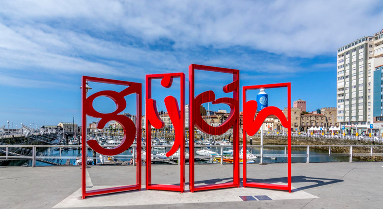 gijon-marinero-a-quiet-tour-through-its-streets-es-1