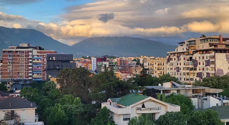 Tirana Magic Walking Tour bei Nacht: Vom Kommunismus zum modernen Albanien Albanien &mdash; #2