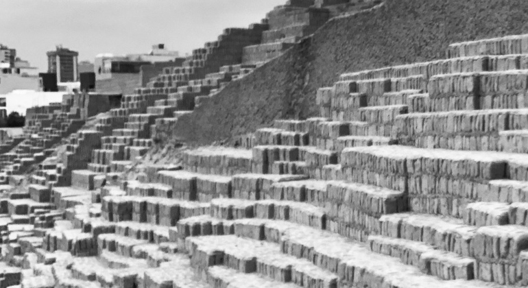 Tour fotográfico em Miraflores: Pirâmide antiga, olival e falésias do Pacífico Peru &mdash; #6