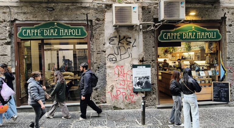 Napoli Svelata: Tra Arte e Storia, Misteri e Monumenti Unici (Unesco) Italia &mdash; #4