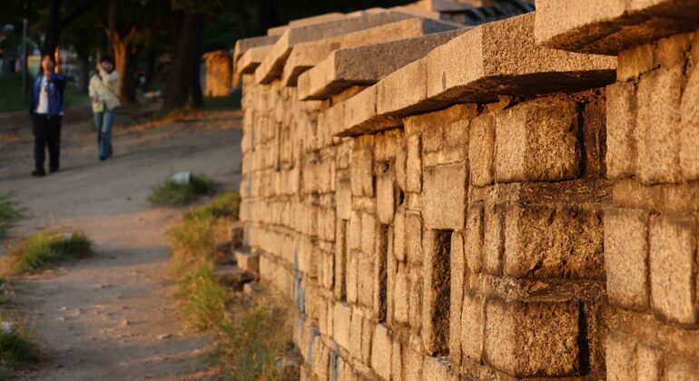 Seoul Fortress Free Walking Tour: 600 Years of History South Korea &mdash; #2
