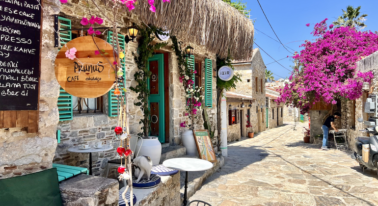 Marmaris Old Town Walking Tour: History & Hidden Gems