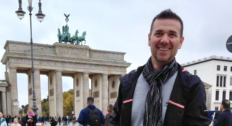 Tour Essenziale di Berlino - I Luoghi Imperdibili della Storia Tedesca Fornito da Days Together UG