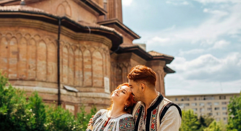 Tour gratuito di foto Instagram a Bucarest: Foto professionali al Palazzo e al Passaggio Romania &mdash; #3