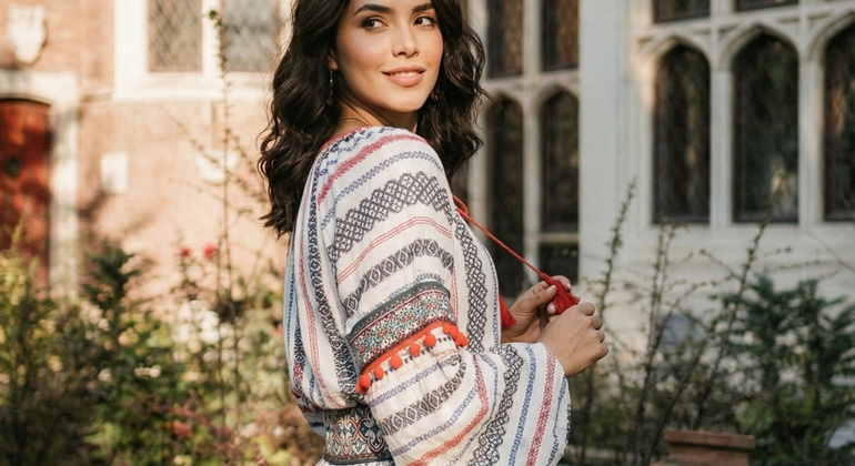 Tour gratuito di foto Instagram a Bucarest: Foto professionali al Palazzo e al Passaggio Romania &mdash; #12