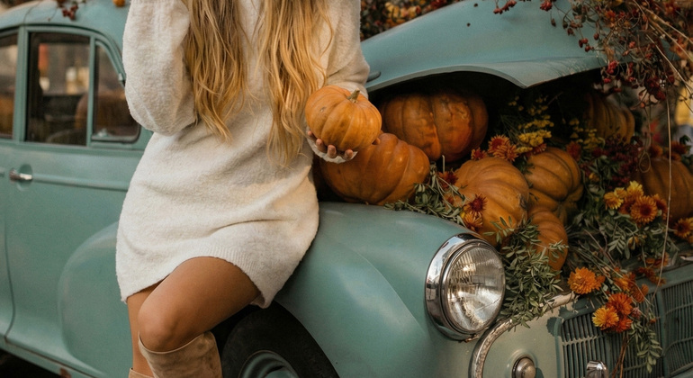 Tour gratuito di foto Instagram a Bucarest: Foto professionali al Palazzo e al Passaggio Romania &mdash; #16