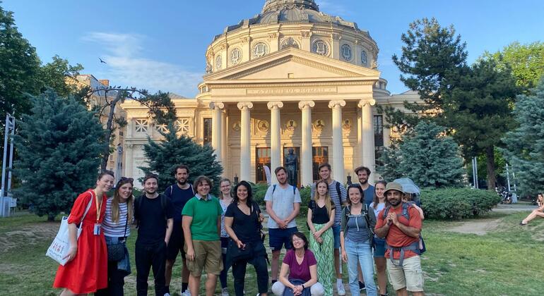 Tour gratuito “Twilight over Royal Bucharest”