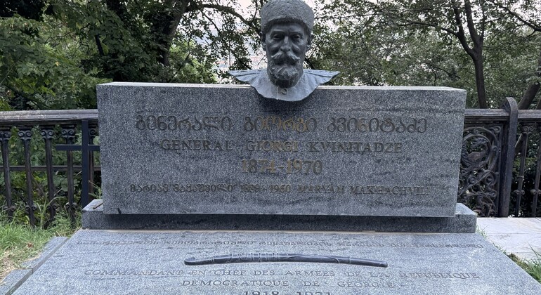 Dove riposano le leggende: storie del Pantheon di Mtatsminda Tour a piedi gratuito Georgia &mdash; #6