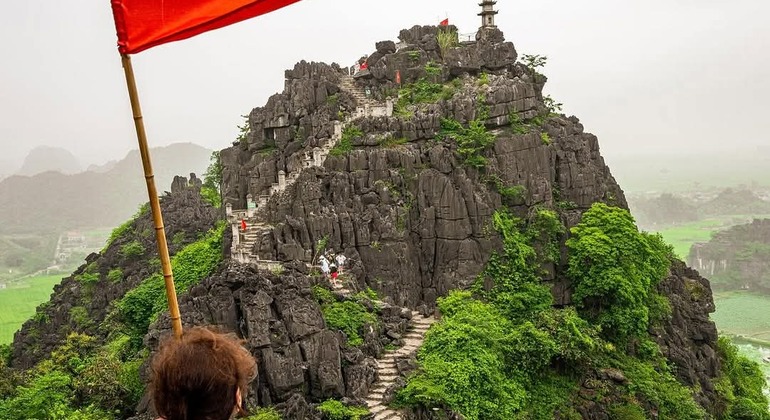 ninh-binh-tour-hoa-lu-ancient-capital-tam-coc-trip-mua-cave-en-5