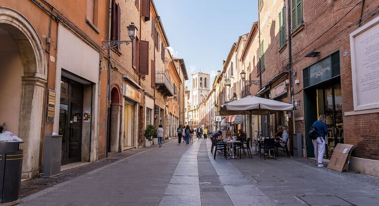 Ferrara Rinascimentale Free Tour: Storia e Segreti Degli Este Italia &mdash; #4