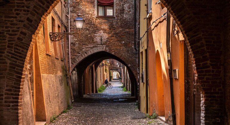 Ferrara Rinascimentale Free Tour: Storia e Segreti Degli Este Italia &mdash; #5