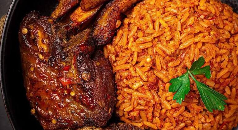 luxury-lagos-abeokuta-tour-olumo-rock-oopl-adire-market-en-1