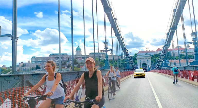 Tarde en bicicleta por Budapest Operado por Budapest Bike Breeze