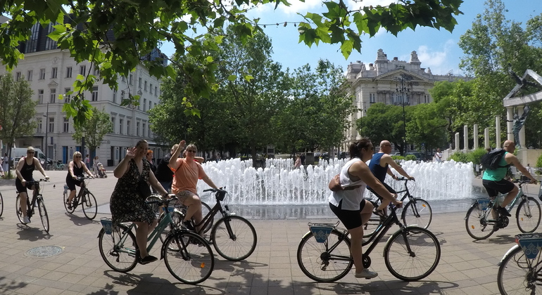 Tarde en bicicleta por Budapest Hungría &mdash; #10