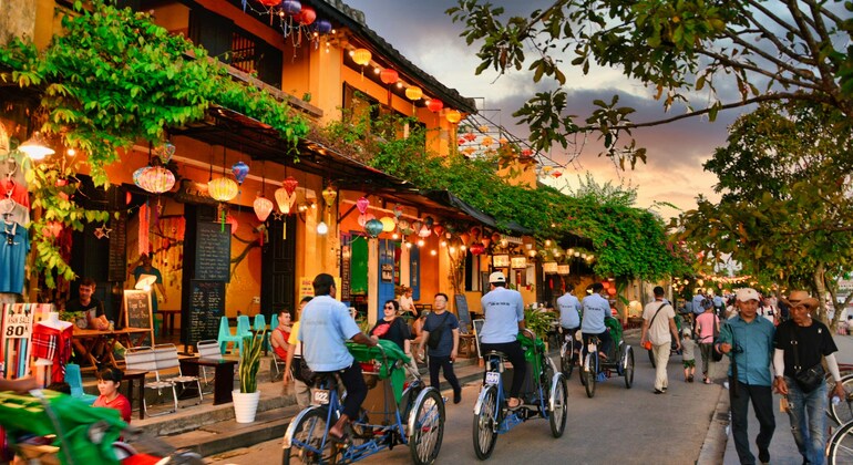 Hoi An Slow and Savory : Langue et cuisine de rue Fournie par Thao