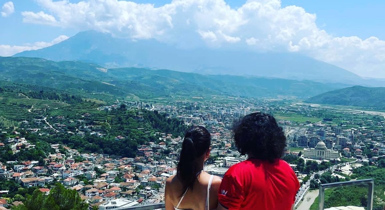 Visita guiada gratuita ao Castelo de Berat: Um passeio através da pedra, das histórias e do tempo Albânia &mdash; #2