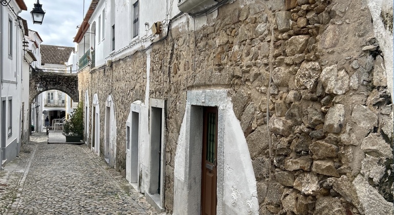 bread-and-water-route-walking-tour-in-evora-es-5