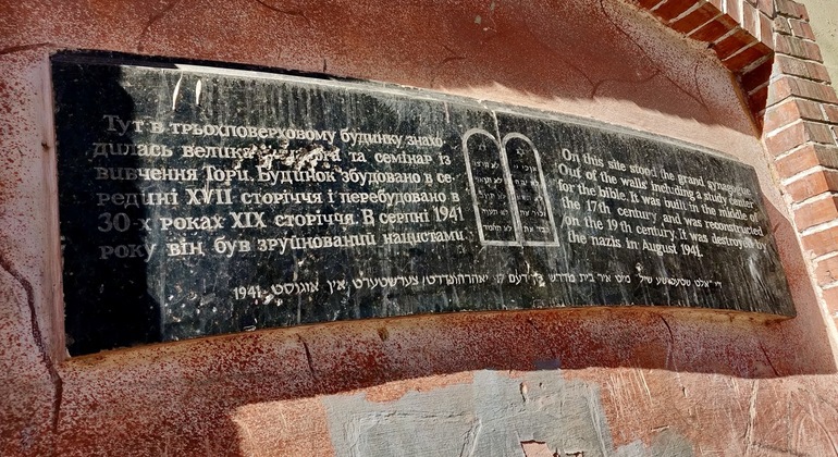 La 2ª Guerra Mundial y la Lviv judía: visita gratuita en Walkative Ucrania &mdash; #6