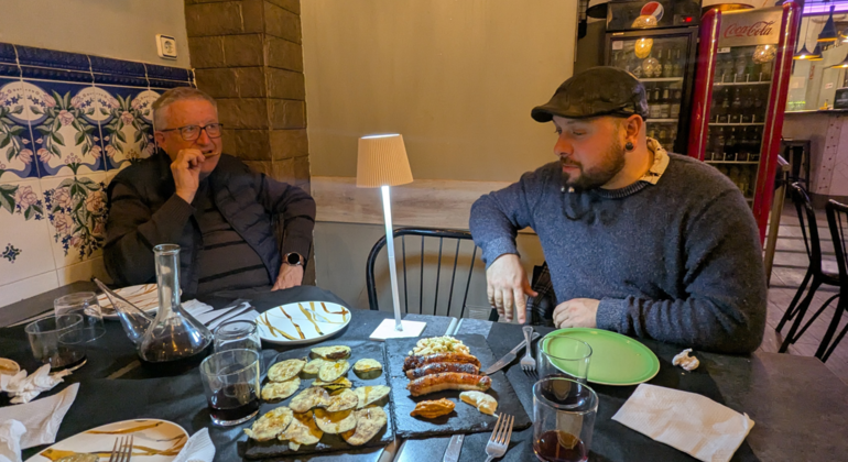 Barcelona: Gothic Quarter Tapas & Taverns Food & Wine Tour Spain &mdash; #11