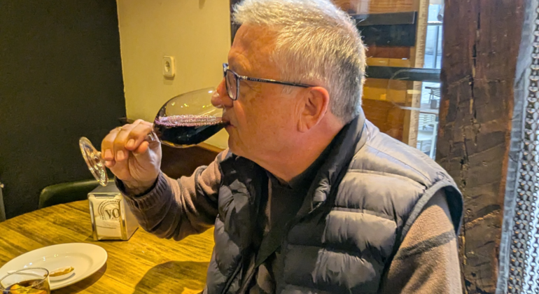 Barcelona: Gothic Quarter Tapas & Taverns Food & Wine Tour Spain &mdash; #15