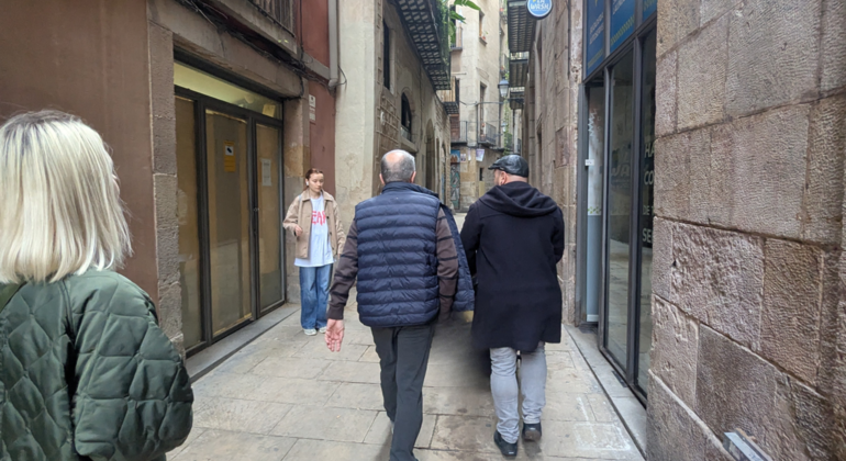 Barcelona: Gothic Quarter Tapas & Taverns Food & Wine Tour Spain &mdash; #16