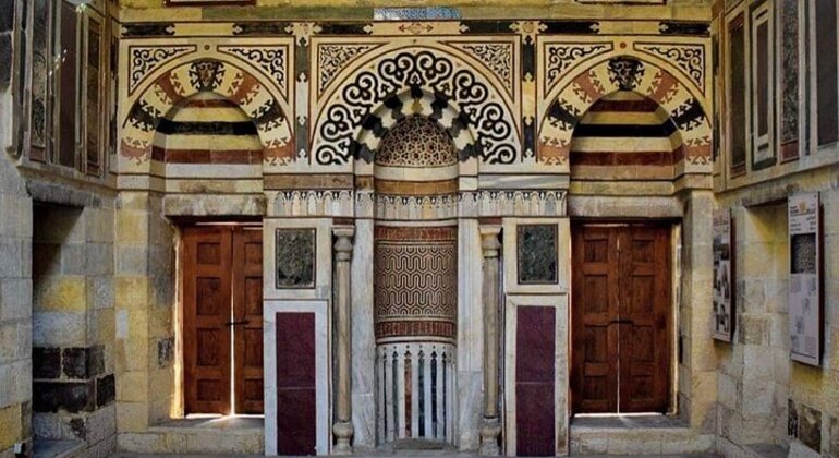 Free Tour of Islamic Cairo: Discover Al-Darb al-Ahmar Egypt &mdash; #17