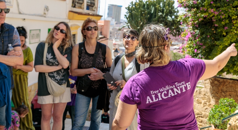 Free-Tour-del-Casco-Antiguo-34