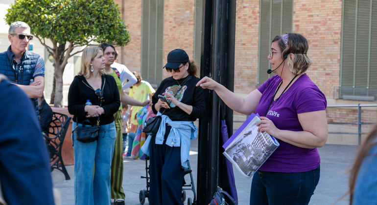Free-Tour-del-Casco-Antiguo-41