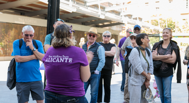 Free-Tour-del-Casco-Antiguo-45