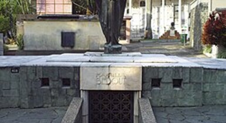 San Pedro Cemetery Museum & Prado Park Tour Colombia &mdash; #2