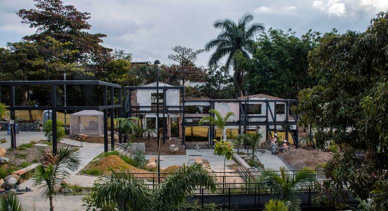 San Pedro Cemetery Museum & Prado Park Tour Colombia &mdash; #9