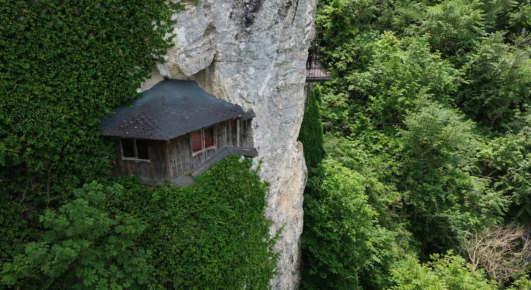 from-veliko-tarnovo-spiritual-natural-highlights-tour-en-6