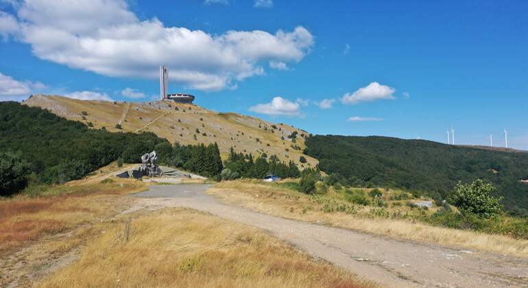 from-veliko-tarnovo-half-day-tour-to-buzludzha-and-shipka-es-2