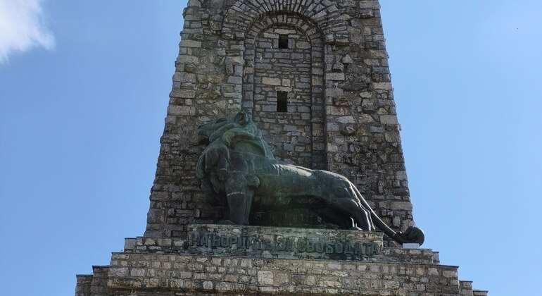 from-veliko-tarnovo-half-day-tour-to-buzludzha-and-shipka-es-7