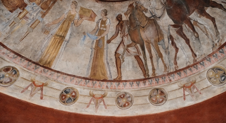 from-veliko-tarnovo-day-tour-to-the-valley-of-roses-kings-en-4