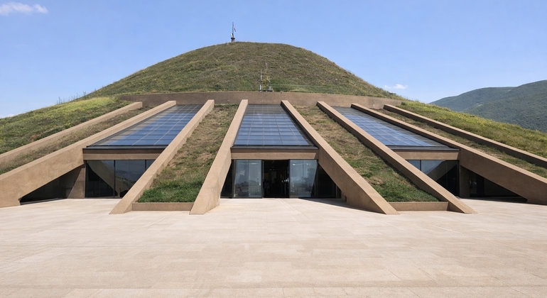 from-veliko-tarnovo-day-tour-to-the-valley-of-roses-kings-en-11