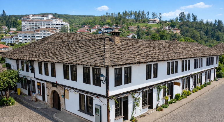 from-veliko-tarnovo-guided-day-tour-to-tryavna-by-train-en-7