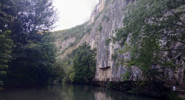 Da Veliko Tarnovo: Gli occhi di Dio e le grotte di Saeva, il sentiero ecologico di Panega Bulgaria &mdash; #13