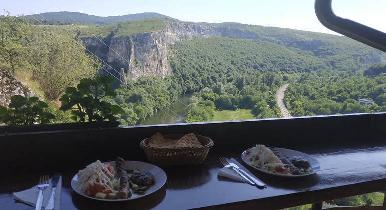 Da Veliko Tarnovo: Gli occhi di Dio e le grotte di Saeva, il sentiero ecologico di Panega Bulgaria &mdash; #5